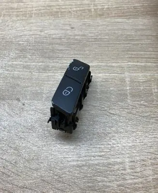 Mercedes-Benz SLK R172 Central locking switch button A2049058402