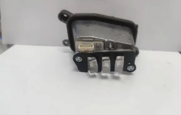 Volkswagen Touareg III LED ballast control module 