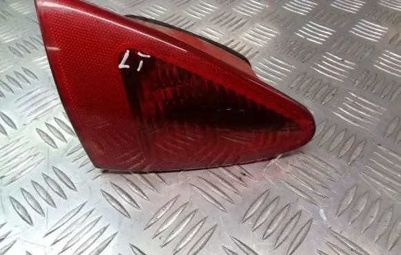 Alfa Romeo 147 Tailgate rear/tail lights