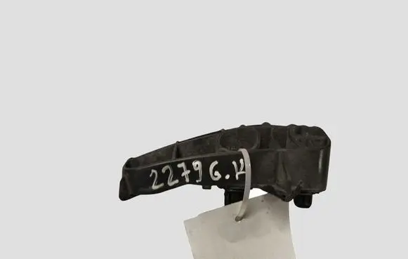 Toyota Auris 150 Rear bumper mounting bracket 8256302030