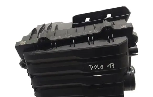 Volkswagen Polo VI Air filter box 2Q0129601L