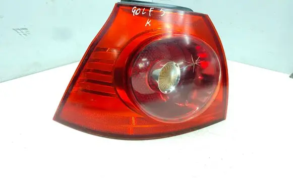 Volkswagen Golf V Rear/tail lights