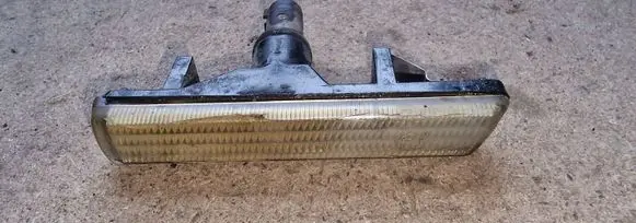 BMW 7 E38 Front fender indicator light 6900532