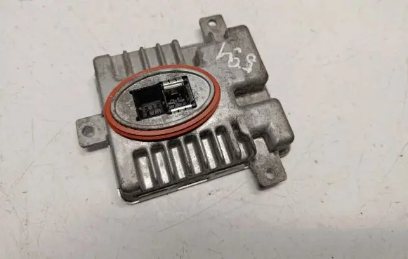 BMW 5 F10 F11 Xenon control unit/module 7237647 63117237647