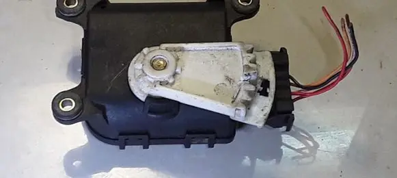 A/C air flow flap actuator/motor