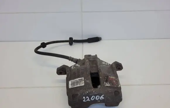 Citroen C3 Front brake caliper Y01132