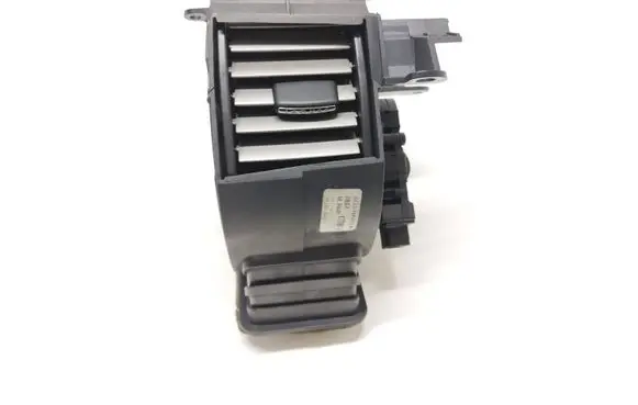 Jaguar XF X250 Dash center air vent grill 8X2319K617BJ 06620