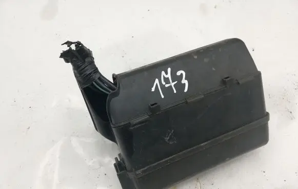 Toyota Avensis Verso Fuse module NOCODE