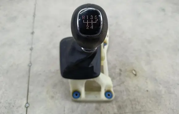 KIA Pro Cee'd I Gear shifter/selector 437001H030