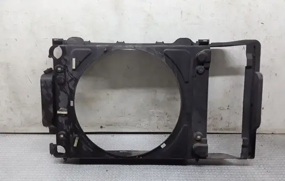 Audi A2 Radiator cooling fan shroud 8Z0121207B