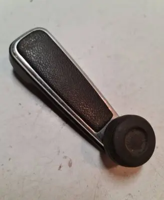 Opel Rekord E2 Front door window winding handle 90054838 90035604
