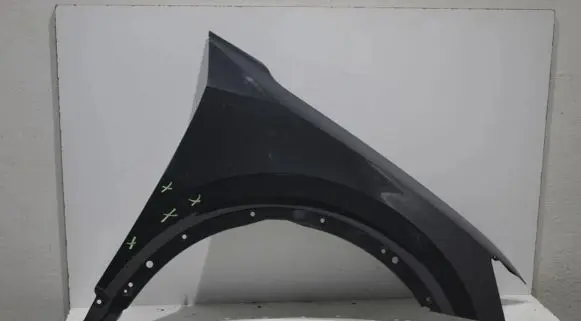 Audi Q2 - Fender