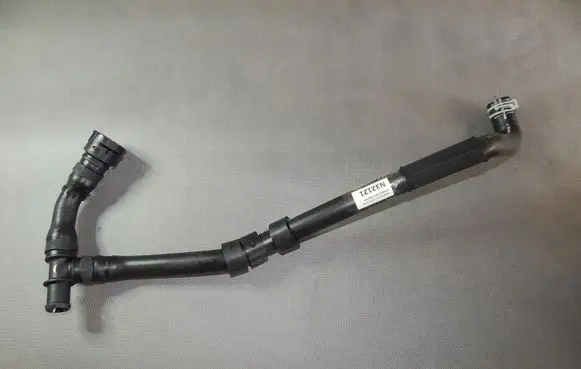 Audi A3 S3 8V Engine coolant pipe/hose 5Q0820507L