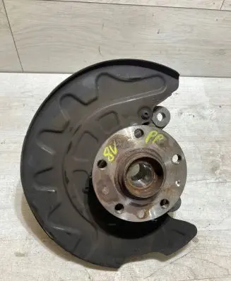 Audi A3 S3 8V Front wheel bearing hub 