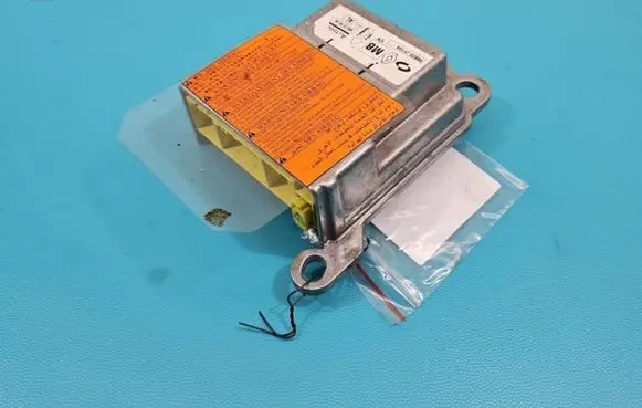 Renault Koleos I Airbag control unit/module 609228800 IMPRK1408598