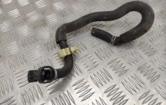 Nissan X-Trail T31 Engine coolant pipe/hose