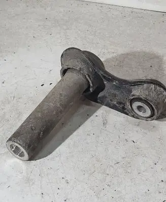 BMW 5 E60 E61 Rear axle beam mounts housing 