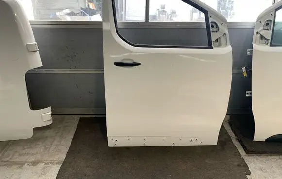 Peugeot Expert Front door 