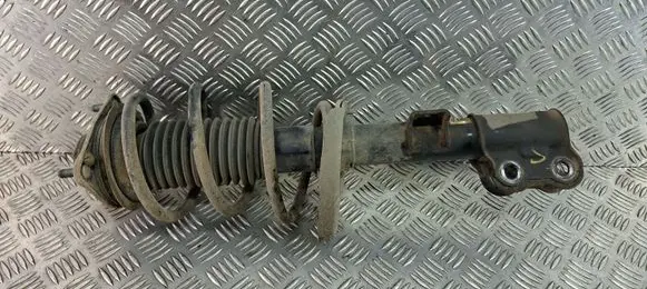 Hyundai i40 Front shock absorber/damper 546613Z140