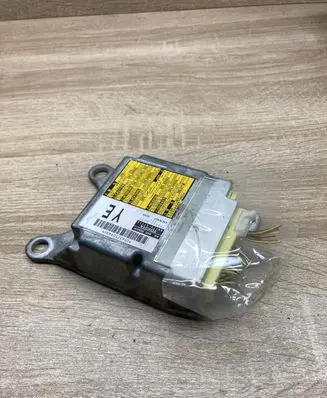 Toyota Prius (XW30) Airbag control unit/module 8917047111 1503006371