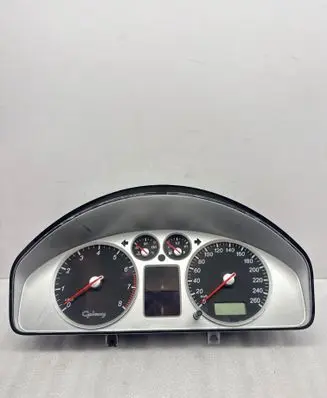 Speedometer (instrument cluster)