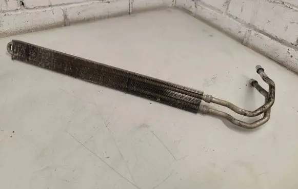BMW 5 E60 E61 Power steering radiator 7830369