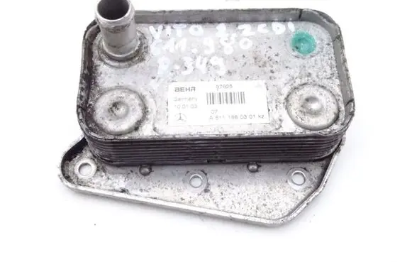 Mercedes-Benz Vito Viano W638 Engine oil radiator A611 188 03 01