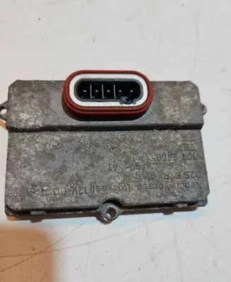 Mercedes-Benz E W211 Headlight ballast module Xenon 5DV00829000 20550103807149
