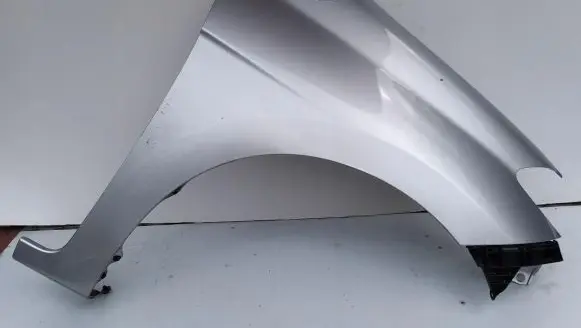 Honda FR-V Fender