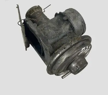BMW 5 E39 EGR valve 726138