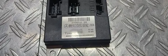 Mercedes-Benz E W211 Comfort/convenience module 2115452132