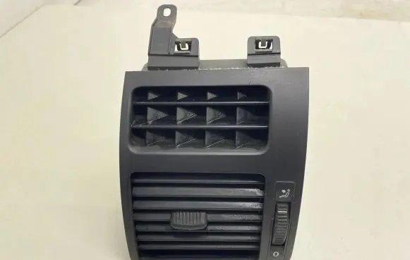 Volkswagen Touran I Dashboard side air vent grill/cover trim 1T0819703A