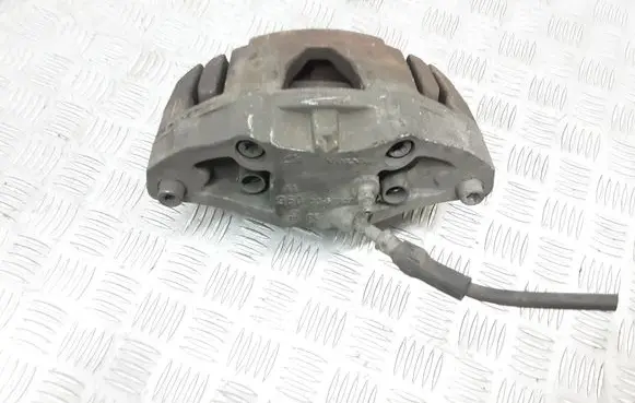Volvo XC90 Front brake caliper 30657307