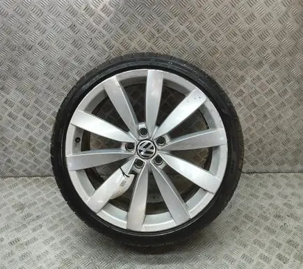 Volkswagen Scirocco R19 alloy rim 1K8601025S