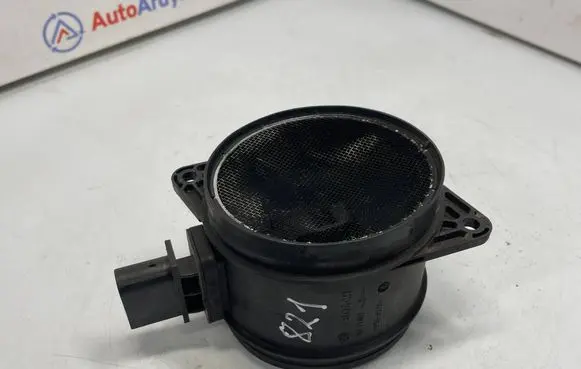 BMW X6 E71 Mass air flow meter 8509725 13628509725