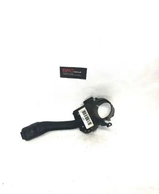 Volkswagen PASSAT B5 Indicator stalk 8L0953513J 2432972 202854