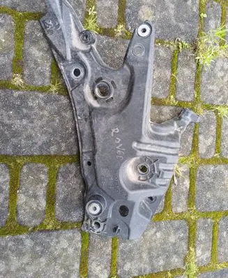 Volvo V60 Fender mounting bracket 32288931
