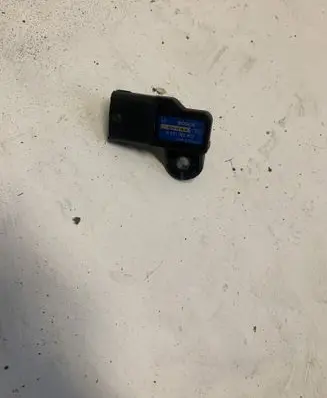 Opel Zafira B Air pressure sensor 0281002437