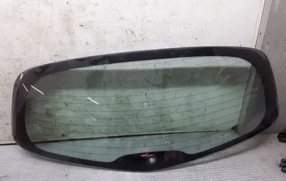 Renault Clio III Rear windscreen/windshield window 