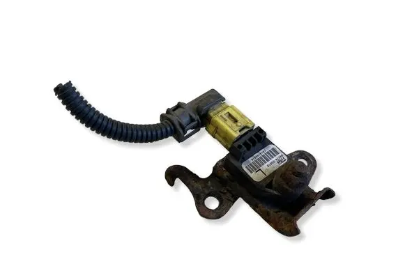 Toyota Avensis T250 Airbag deployment crash/impact sensor 8917405010 181419951H
