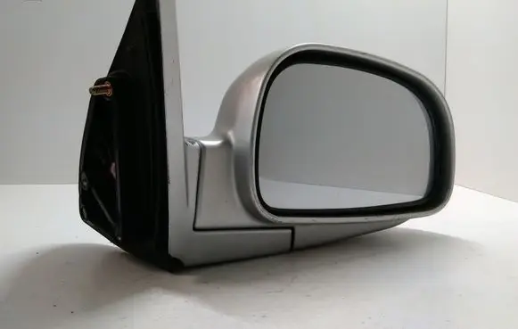 Hyundai Santa Fe Front door electric wing mirror 012147