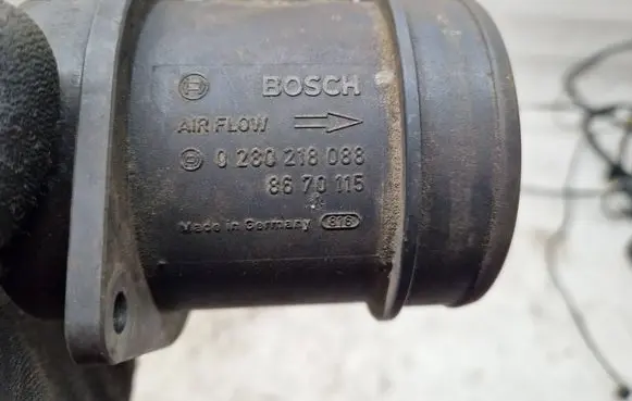 Audi A3 S3 8P Mass air flow meter 0280218088 8670115