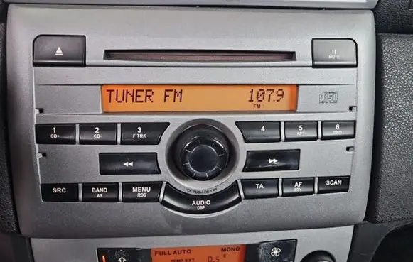 Fiat Stilo Radio/CD/DVD/GPS head unit 735392558 IMPRK1429217