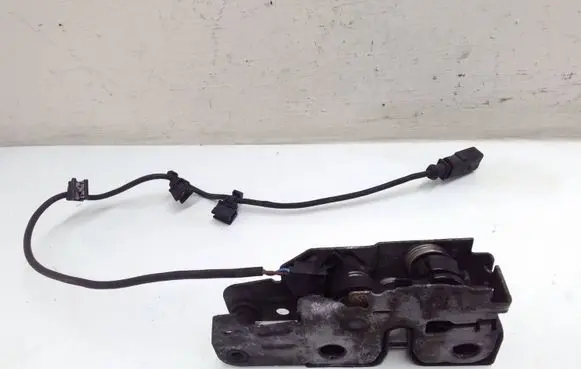 Volkswagen Sharan Engine bonnet/hood lock/catch 7N1823509A 066174626
