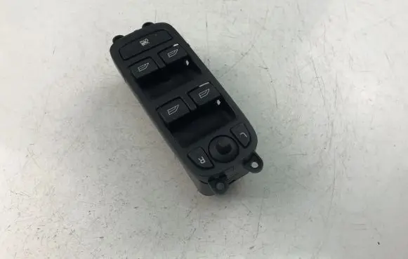 Volvo V50 Electric window control switch 30710787