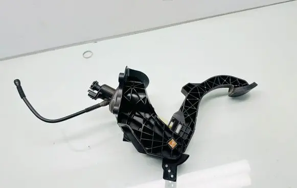Toyota Proace Clutch pedal 9817949480 103CCA9 09012018