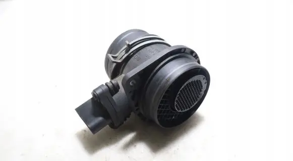 Skoda Octavia Mk2 (1Z) Mass air flow meter 0281002531