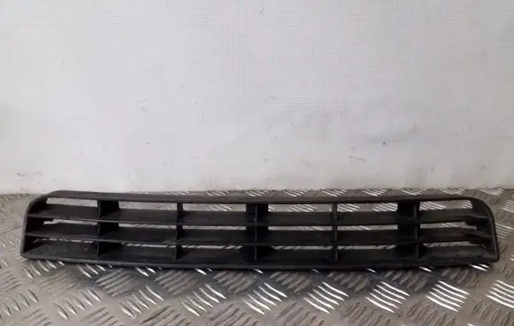 Audi A6 S6 C4 4A Front bumper lower grill 4A0807683