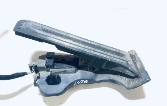 Audi A3 S3 8P Accelerator throttle pedal 1k1721503l 6pv008600