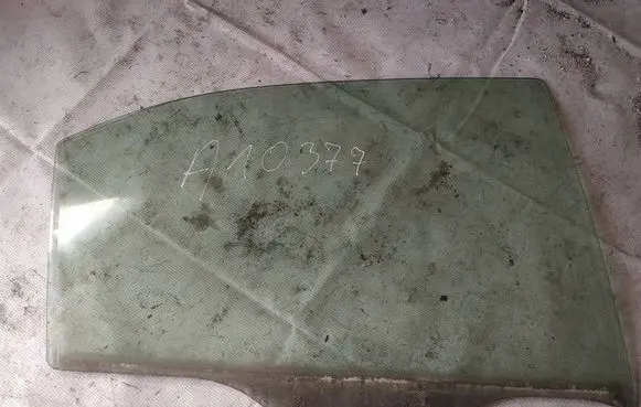 Honda Accord Rear door window glass as2